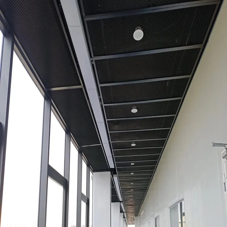 Mayroon bang mga Inobasyon sa Panloob na Dekorasyon na may Aluminum Metal Mesh Ceiling?