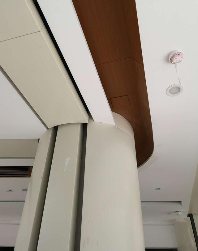 Ano ang mga pakinabang ng Aluminum veneer?